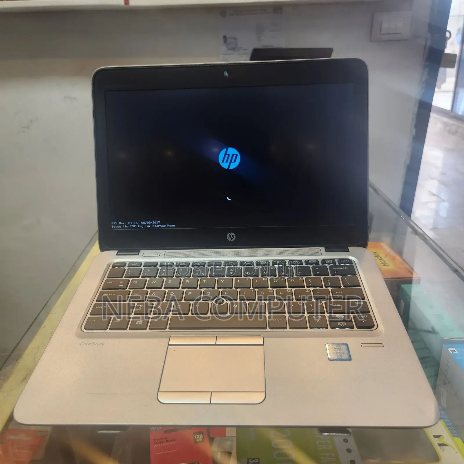 Laptop HP EliteBook 820 G3 8GB Intel Core i5 HDD+SSD 640GB