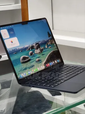 New Laptop Apple MacBook Pro 2024 M3 14-inch 16GB Apple M3 SSD 512GB