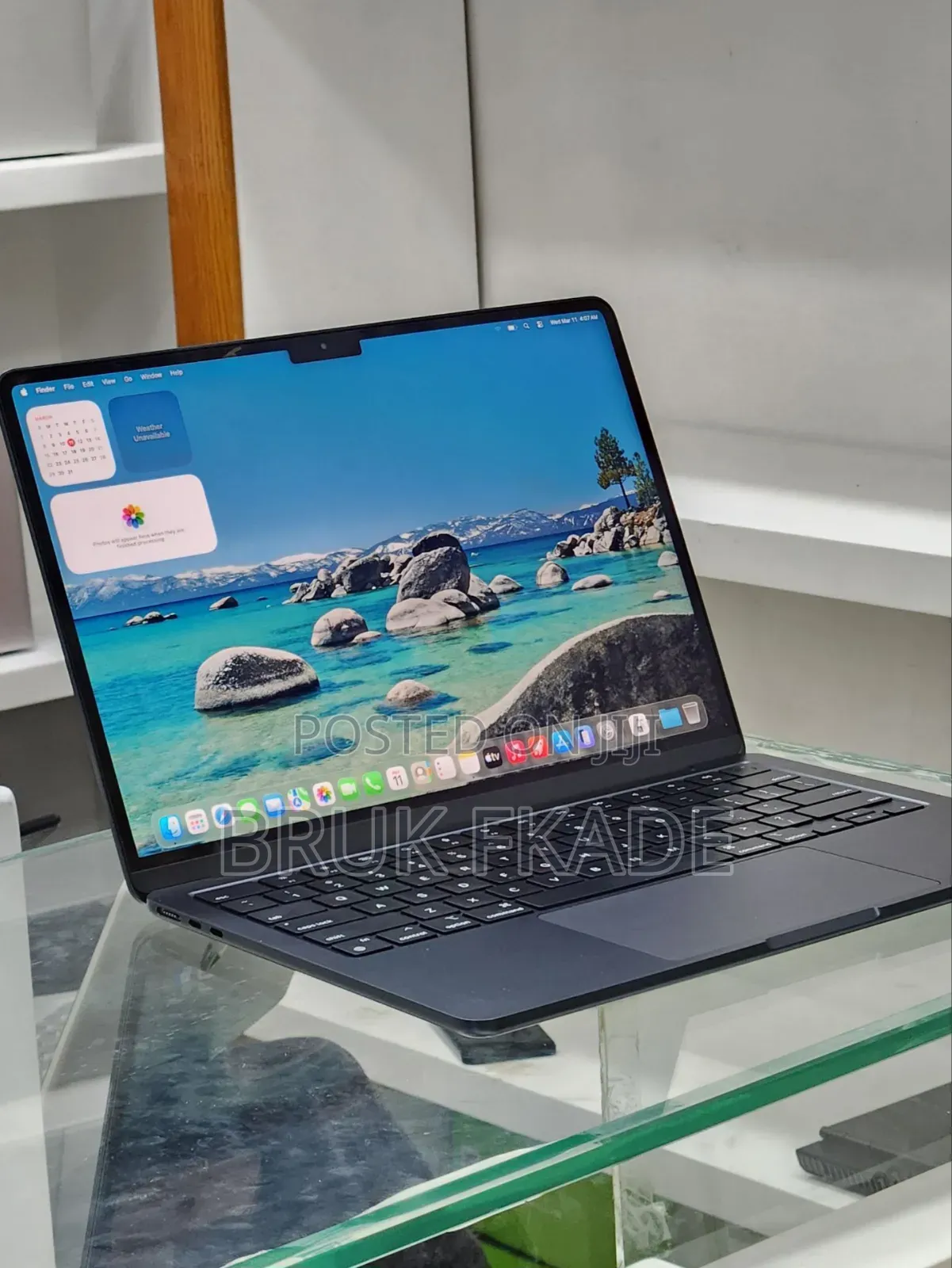 New Laptop Apple MacBook Pro 2024 M3 14-inch 16GB Apple M3 SSD 512GB