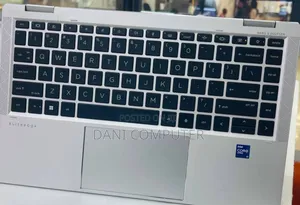 New Laptop HP EliteBook 1040 G8 16GB Intel Core i7 SSD 512GB