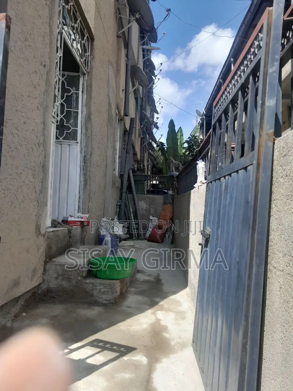 Furnished 2bdrm House in Bole for rent