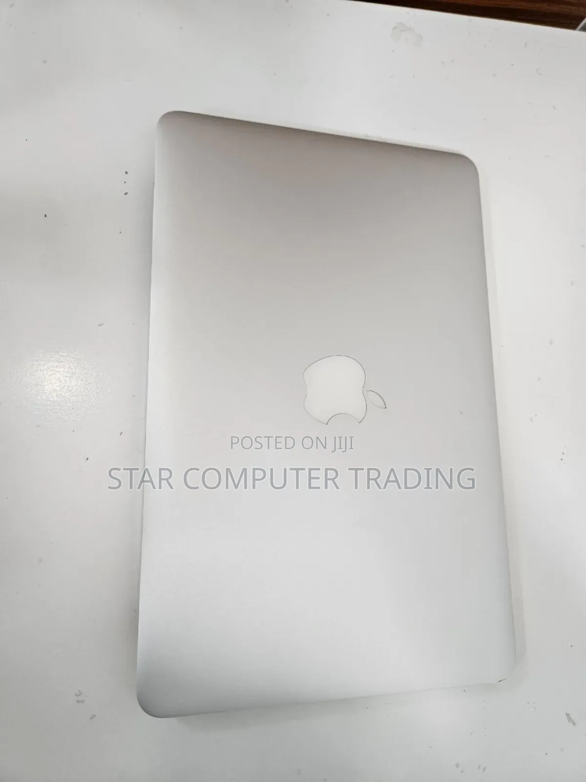 New Laptop Apple MacBook Air 2014 4GB Intel Core i5 SSD 256GB