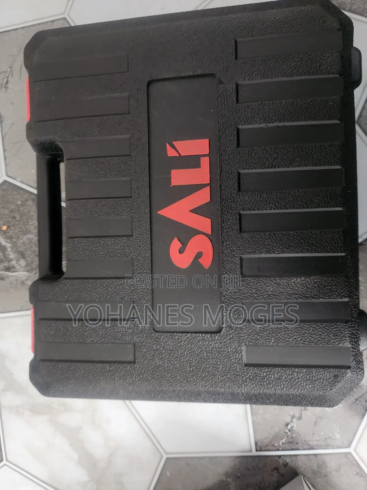 ቻርጀር ድሪል 20 V