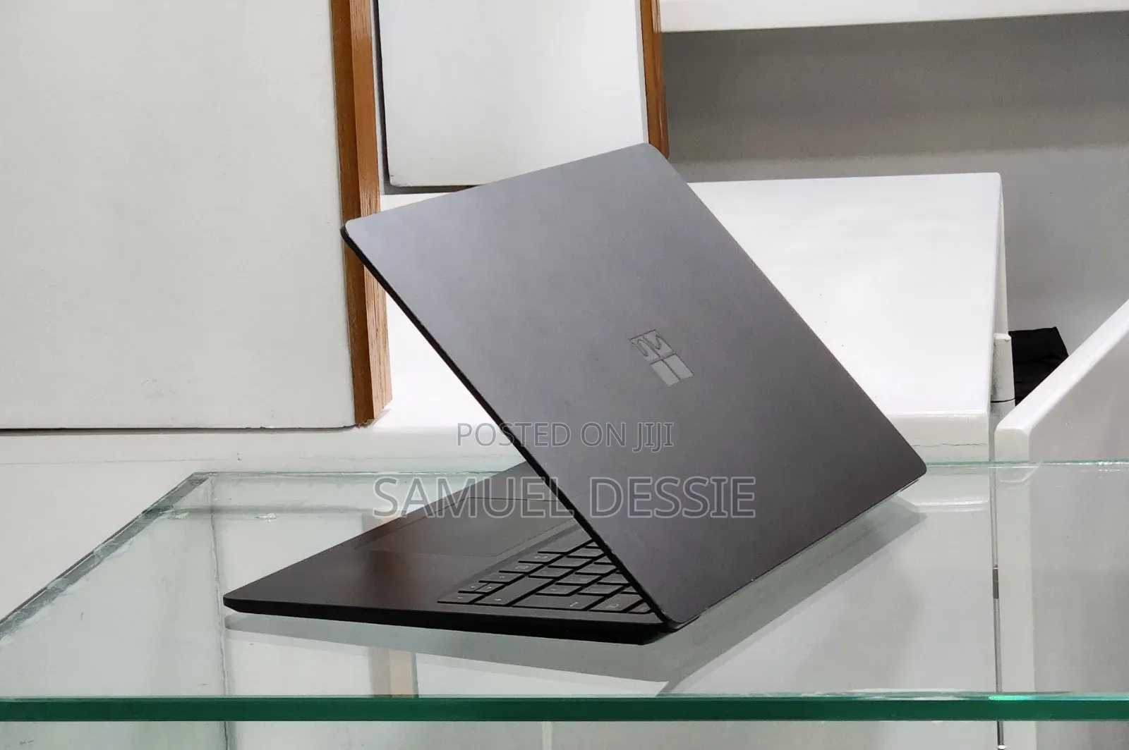 New Laptop Microsoft Surface Laptop 4 16GB Intel Core i7 SSD 512GB