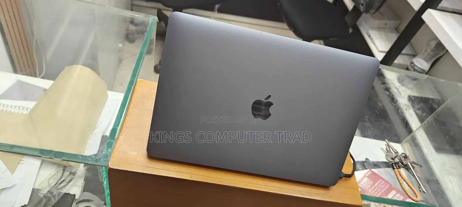 New Laptop Apple MacBook Air 2020 M1 8GB Apple M1 SSD 256GB