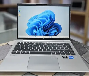 New Laptop HP EliteBook 830 G9 16GB Intel Core i5 SSD 512GB