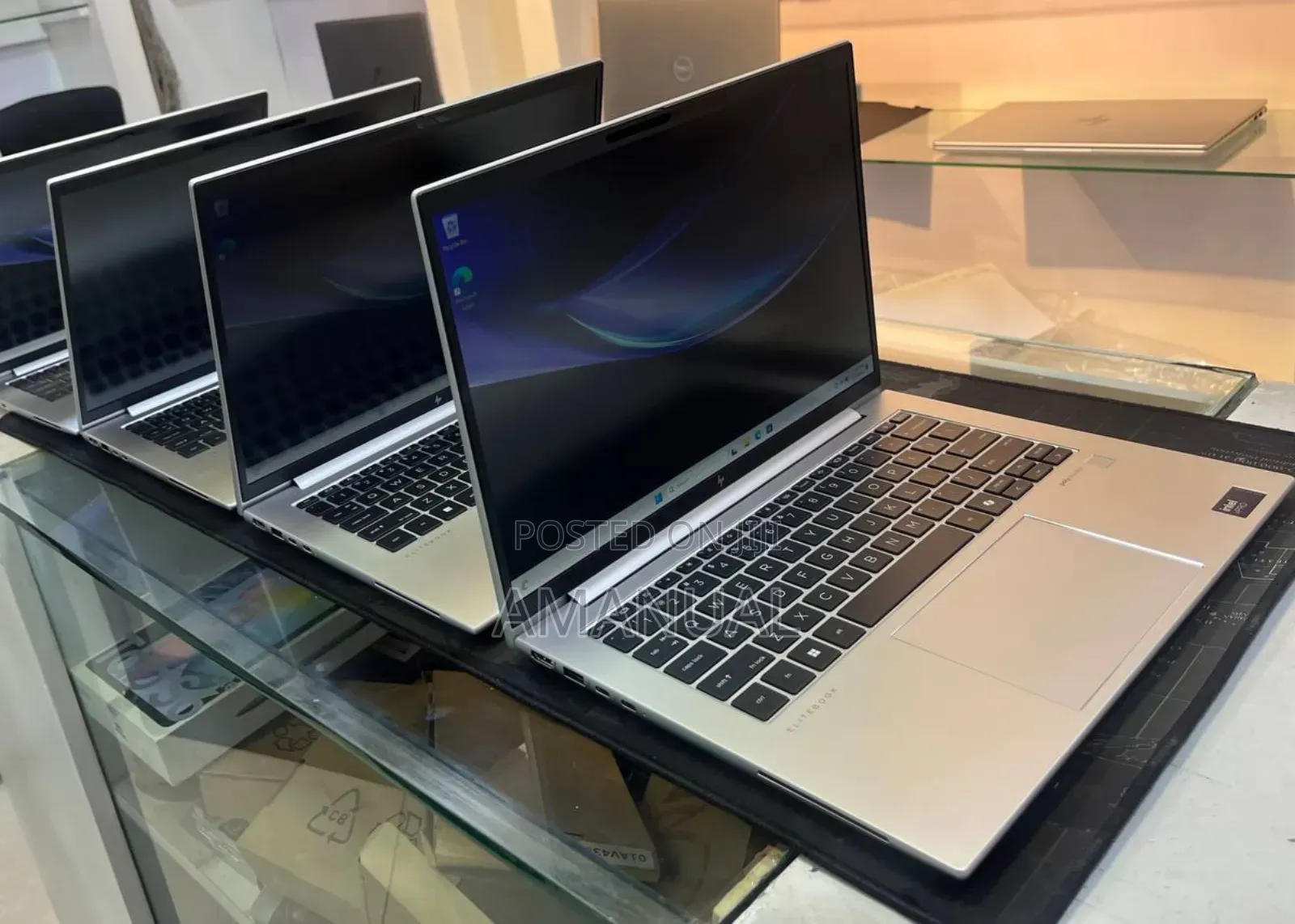 New Laptop HP EliteBook 840 G11 16GB Intel Core i7 SSD 512GB