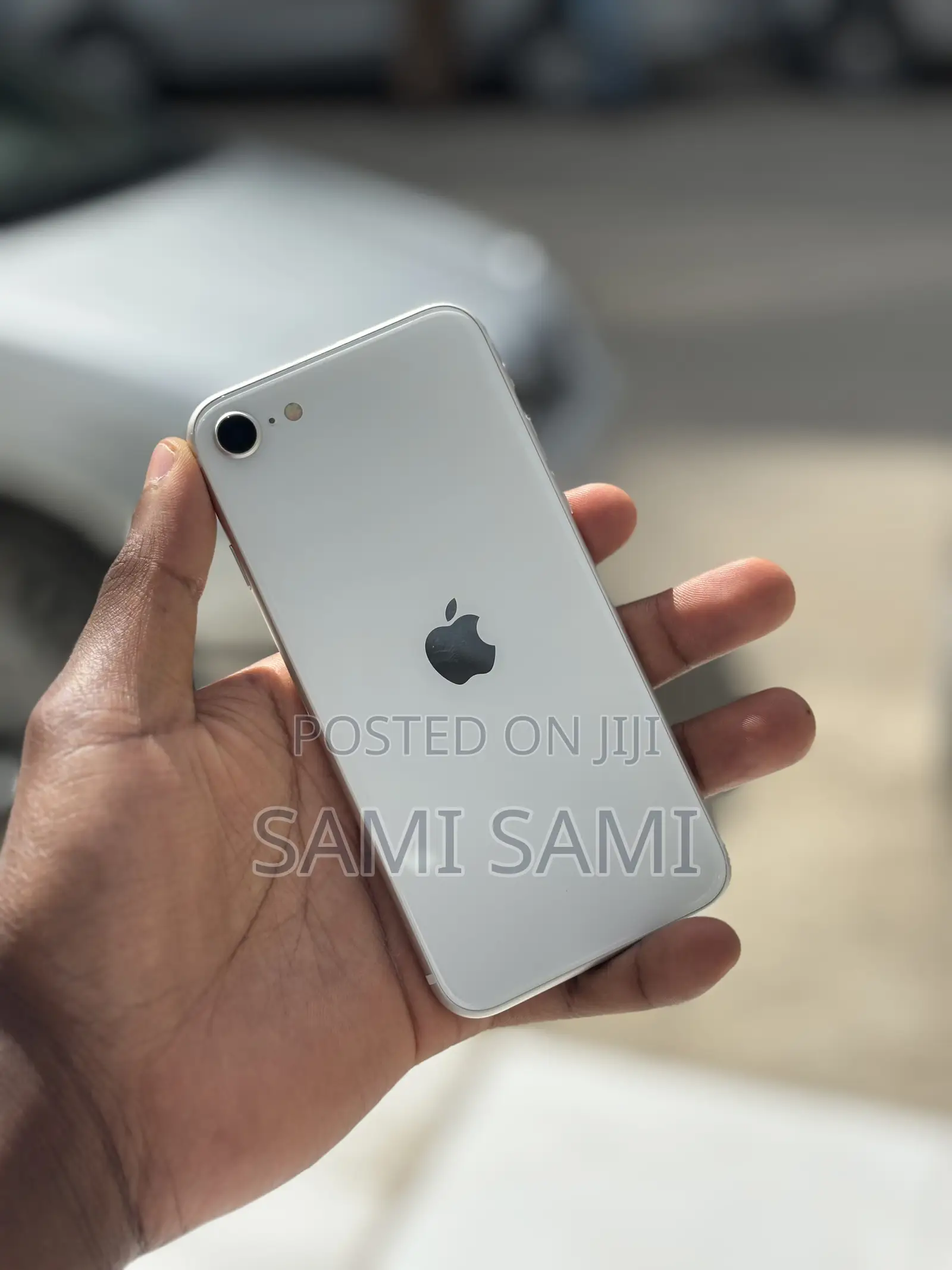 Apple iPhone SE (2022) 64 GB White