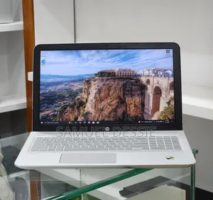 New Laptop HP Envy 15 8GB Intel Core i5 HDD+SSD 128GB