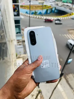 New Samsung Galaxy A17 128 GB Gray