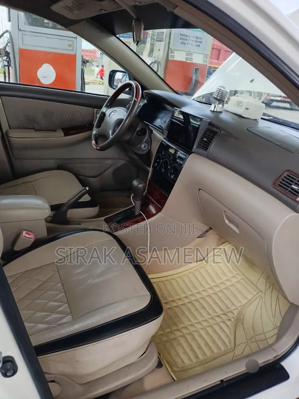 Toyota Corolla 2007 White