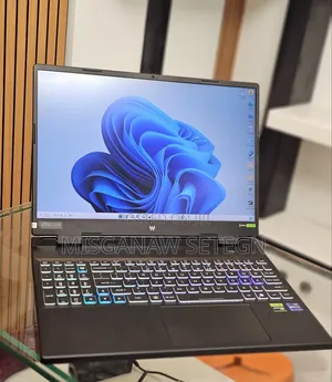 New Laptop Acer Predator Helios 300 16GB Intel Core i9 SSD 1T