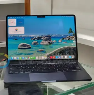 New Laptop Apple MacBook Air 2024 M3 13-inch 16GB Apple M3 SSD 512GB