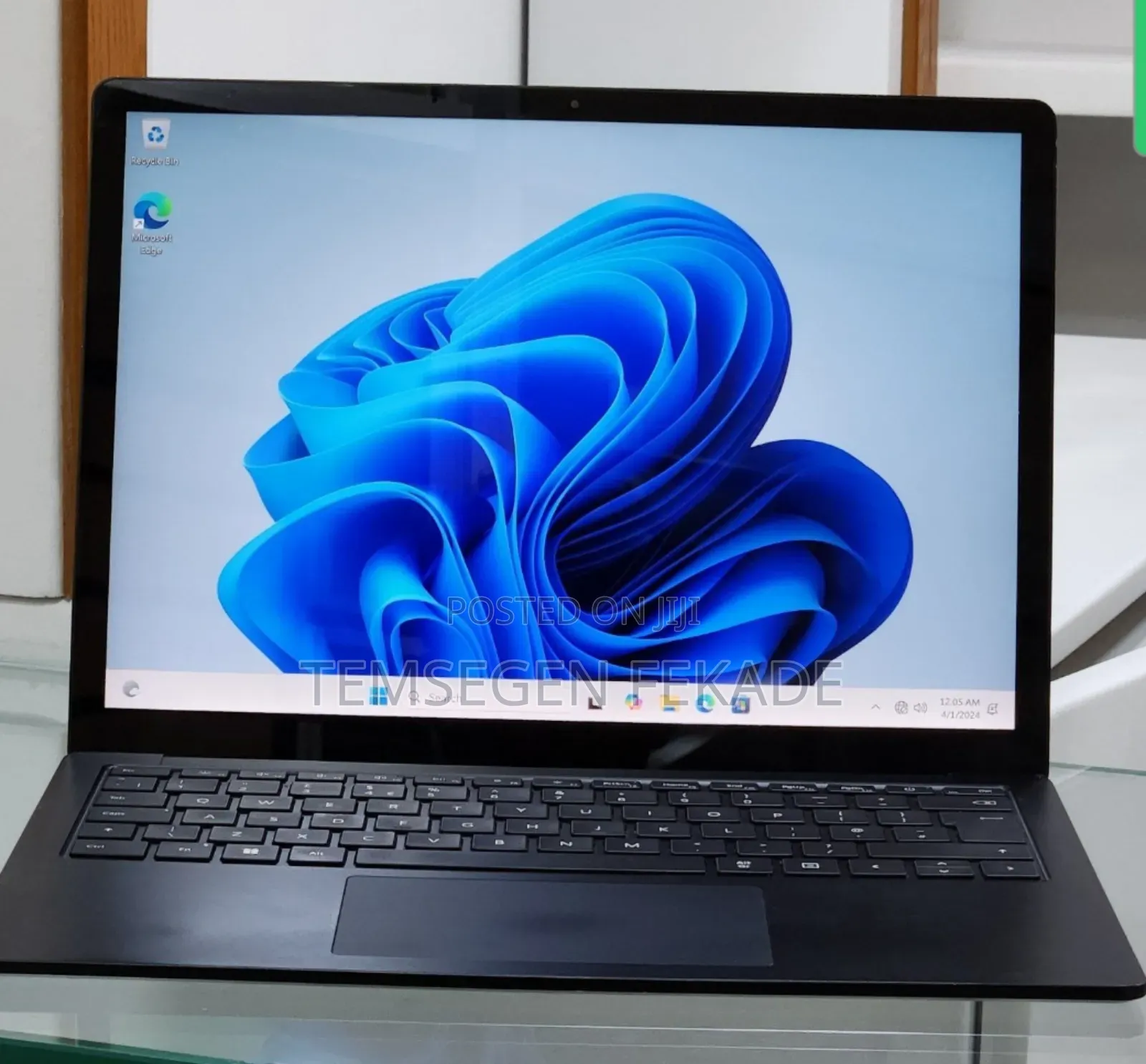 New Laptop Microsoft Surface Laptop 4 16GB Intel Core i7 SSD 512GB