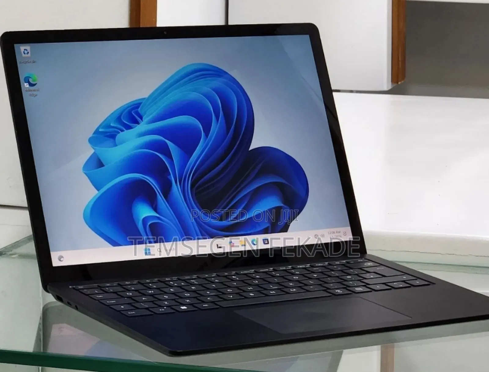 New Laptop Microsoft Surface Laptop 4 16GB Intel Core i7 SSD 512GB