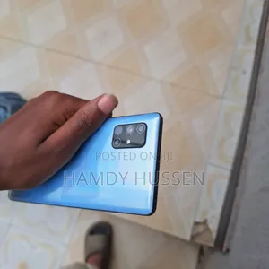 Samsung Galaxy A Quantum 128 GB Blue