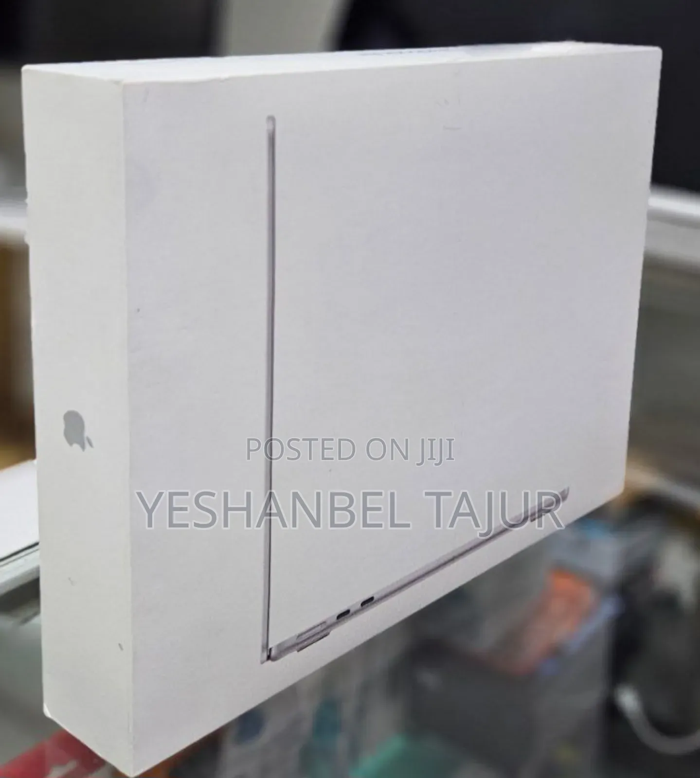 New Laptop Apple MacBook Air 2025 M4 13-inch 16GB Apple M4 SSD 256GB