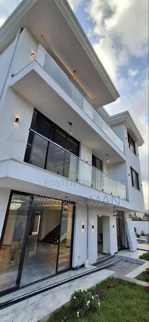 Furnished 8bdrm Townhouse/Terrace in Sumit 72, Yeka for sale