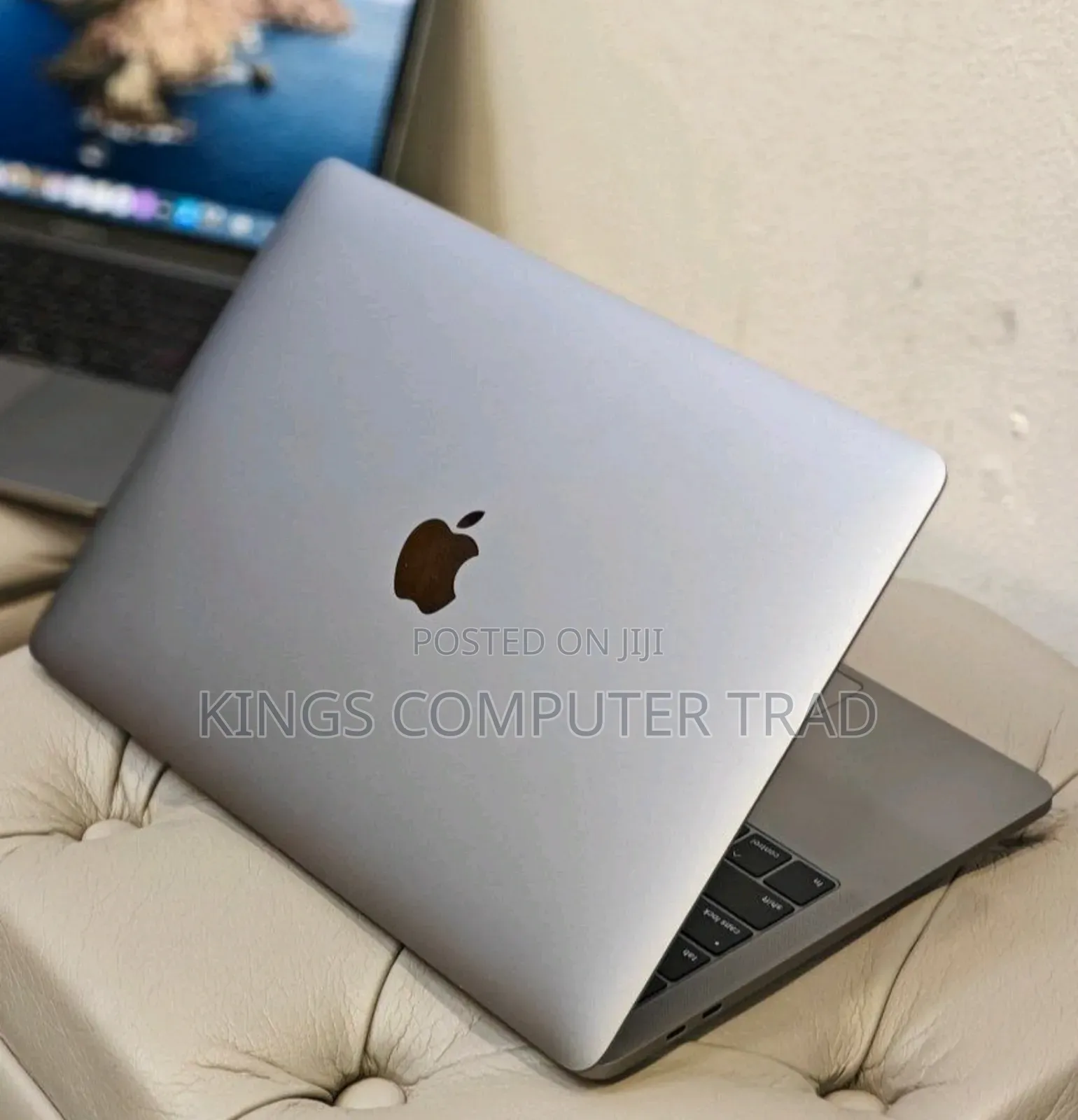 New Laptop Apple MacBook Pro 2019 16GB Intel Core i7 SSD 256GB