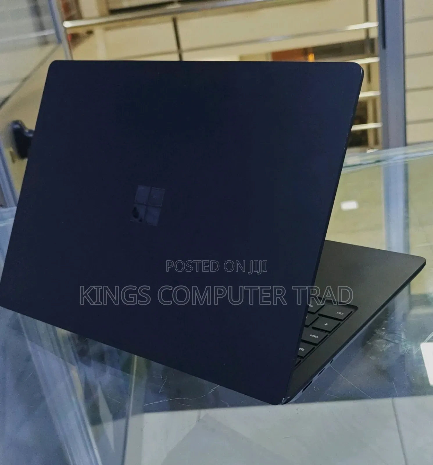New Laptop Microsoft Surface 16GB Intel Core i5 SSD 512GB