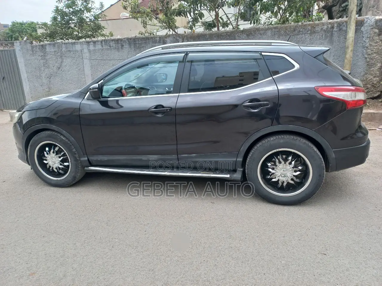 Nissan Qashqai 2017 Black