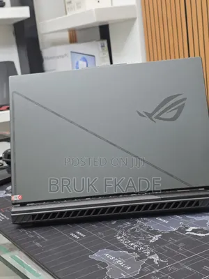 New Laptop Asus ROG Strix G15 16GB Intel Core i9 SSD 1T