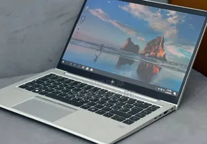 New Laptop HP EliteBook 845 G7 8GB AMD Ryzen 5 SSD 512GB