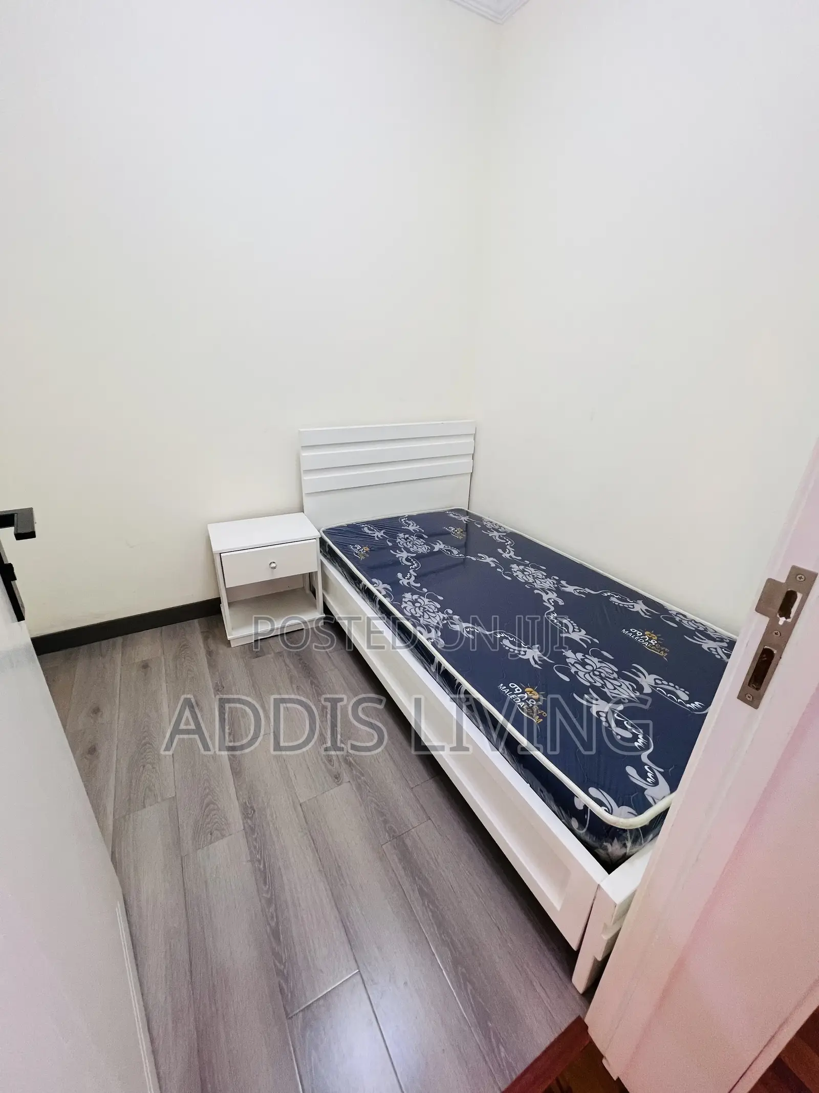 Furnished 3bdrm Apartment in Bole for rent