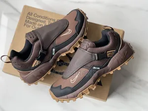 Nike Acg Phassed "Baroque Brown"Black/Kahki Fashion Sneaker