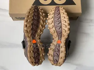 Nike Acg Phassed "Baroque Brown"Black/Kahki Fashion Sneaker