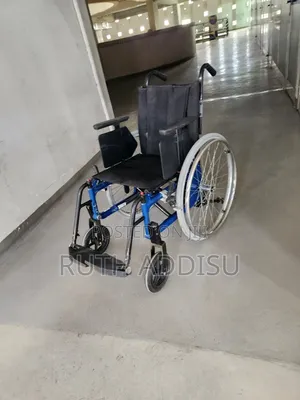 Foldable Wheelchair ዊልቸር ኖርማል ጠንካራ Wheelchair Safe and Strong European