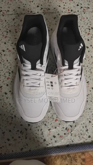 Urgent Sale - Adidas Lightmotion Sneakers Size 43 – New