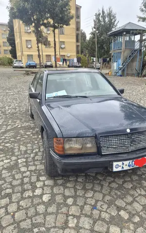 Mercedes-Benz 190 E 2.3 1985 Blue
