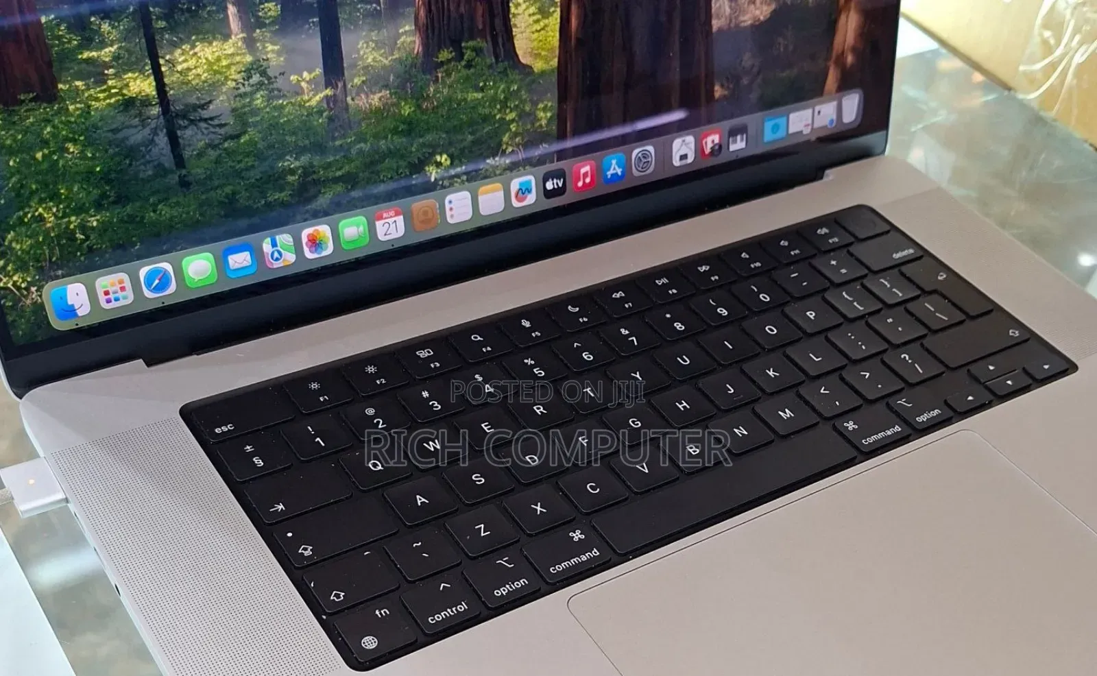 New Laptop Apple MacBook Air 2020 M1 16GB Apple M1 SSD 1T