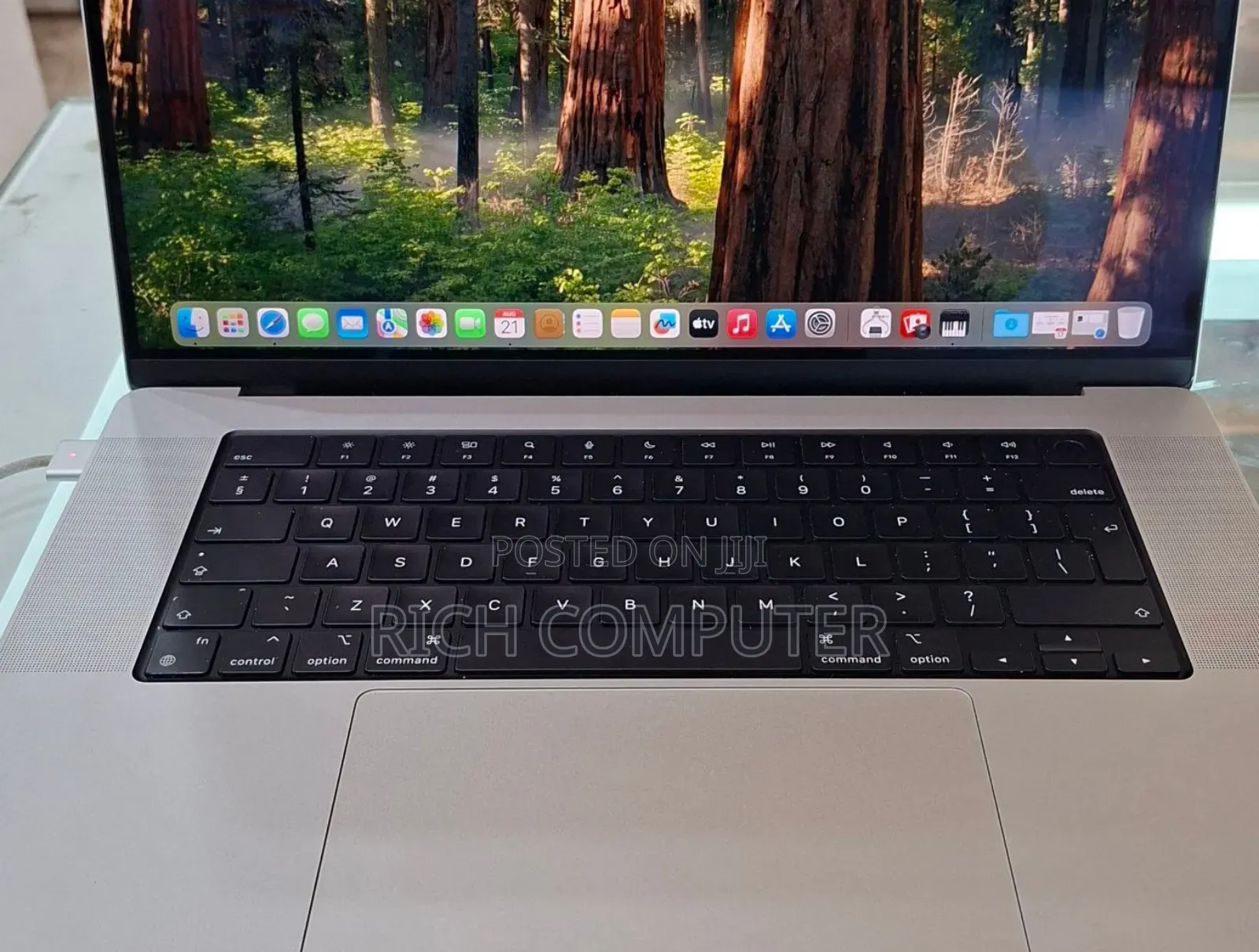 New Laptop Apple MacBook Air 2020 M1 16GB Apple M1 SSD 1T