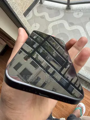 New Apple iPhone 16 128 GB Black