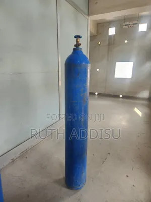 ኦክሲጅን ሲሊንደር Oxygen Clyinder Brand New 40litters Quality Oxygen Medical