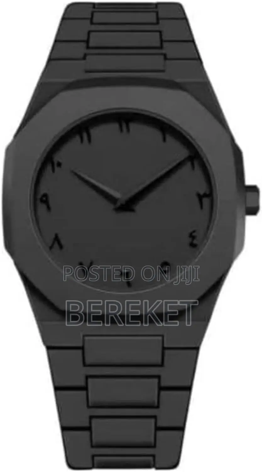 Matte Black Quartz Wristwatch With Arabic Number.