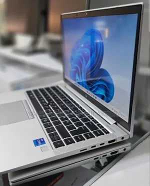 New Laptop HP EliteBook 840 G8 16GB Intel Core i7 SSD 512GB