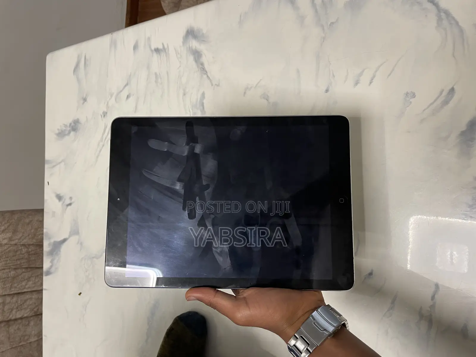 New Apple iPad Air 32 GB Black