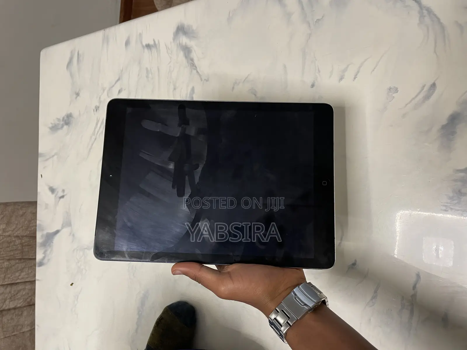 New Apple iPad Air 32 GB Black