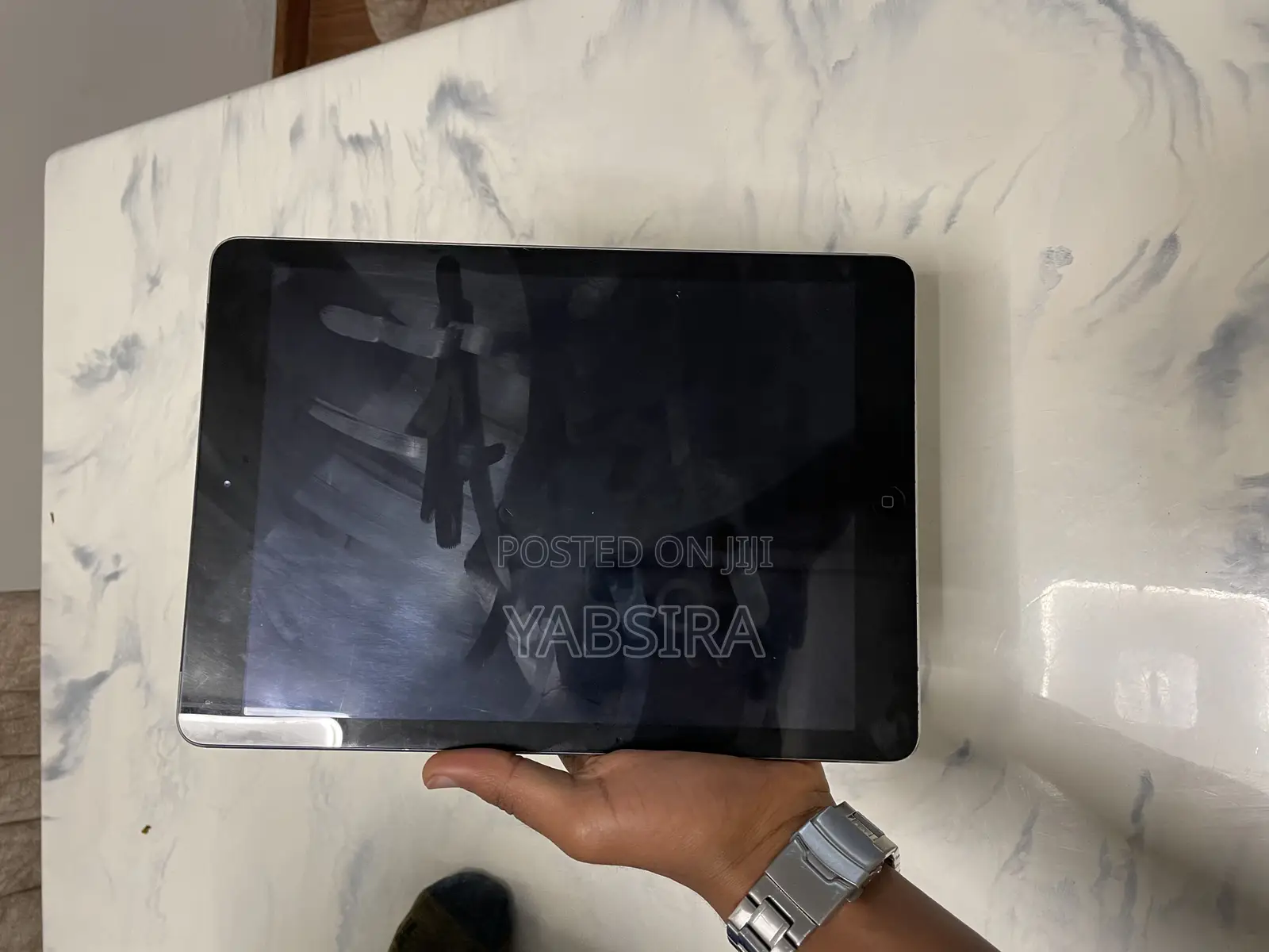 New Apple iPad Air 32 GB Black