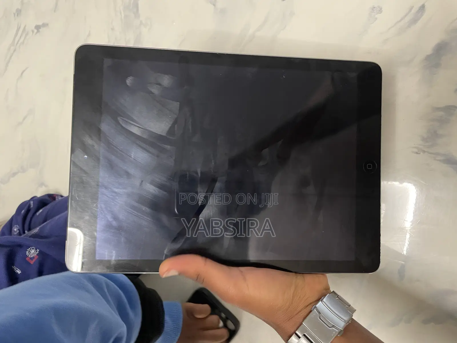 New Apple iPad Air 32 GB Black