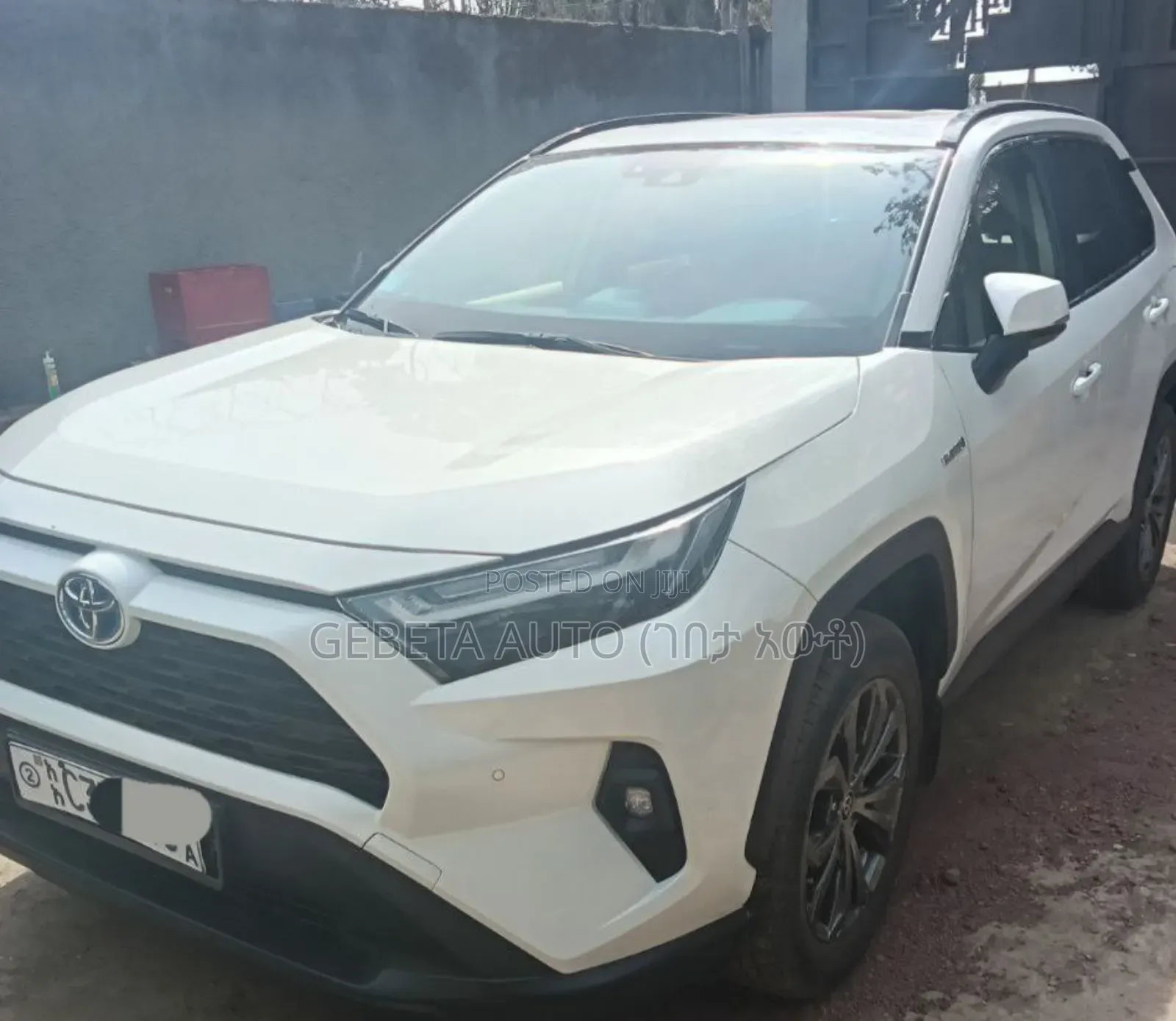 Toyota RAV4 2022 White