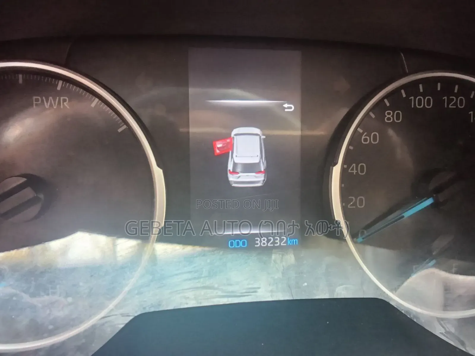 Toyota RAV4 2022 White