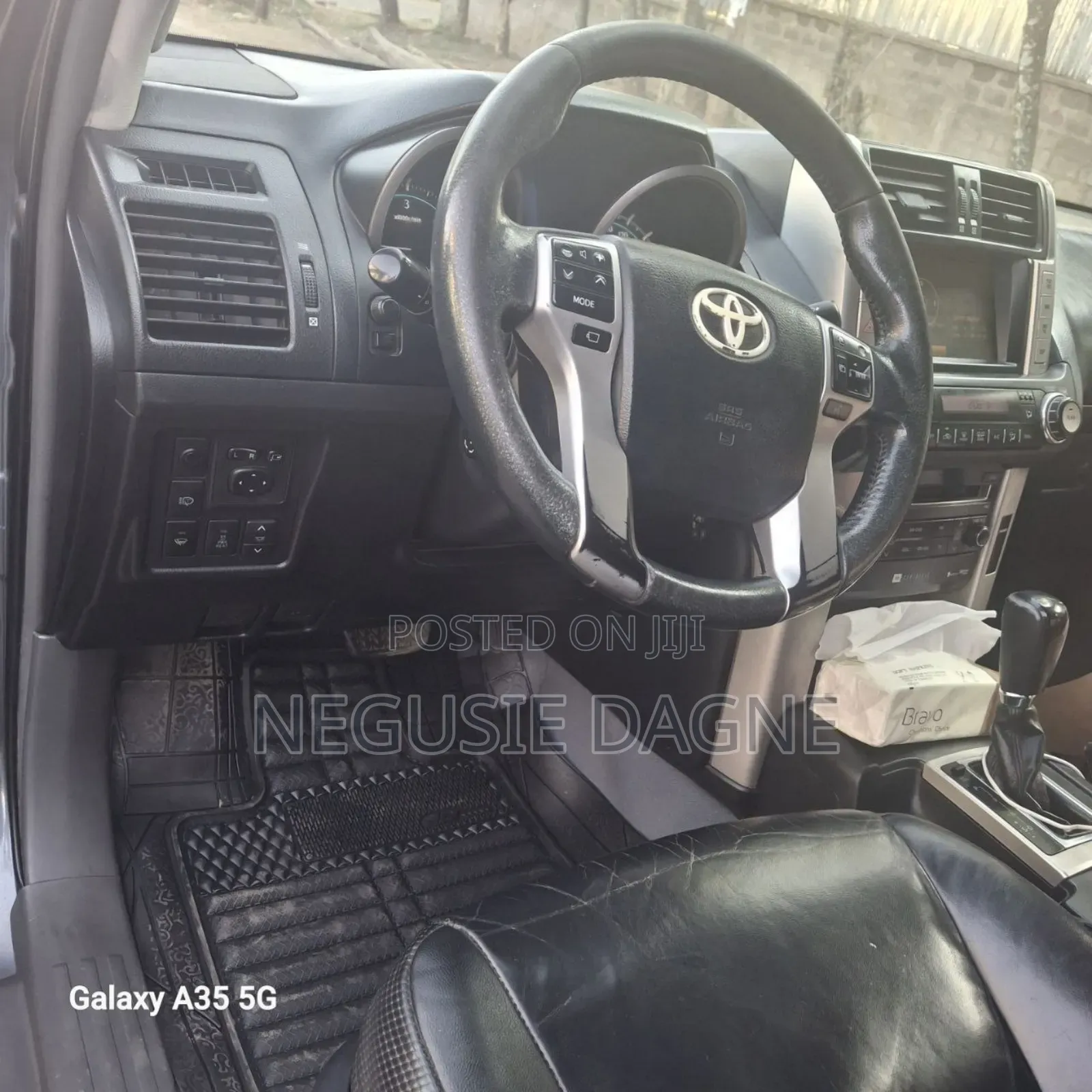 Toyota Land Cruiser 2015 Black