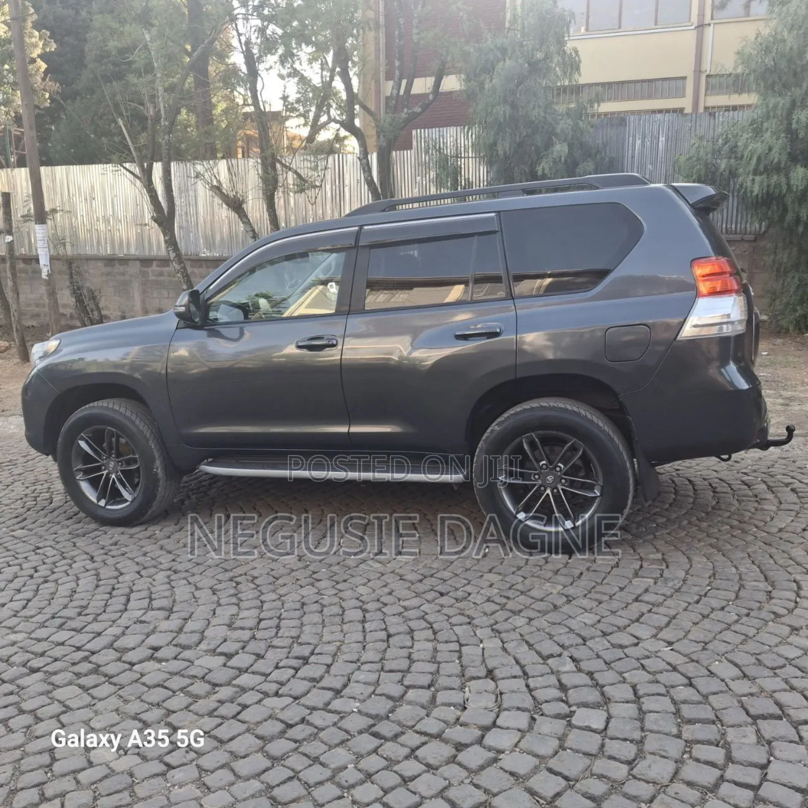 Toyota Land Cruiser 2015 Black