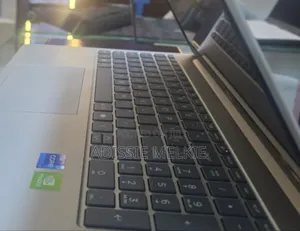 New Laptop HP Pavilion 15 8GB Intel Core i7 SSD 512GB