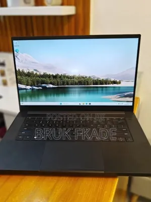 New Laptop Razer Blade 16GB Intel Core i7 SSD 512GB