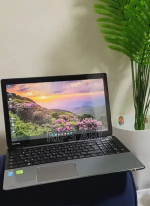 Laptop Toshiba Satellite P50 8GB Intel Core i7 HDD 500GB